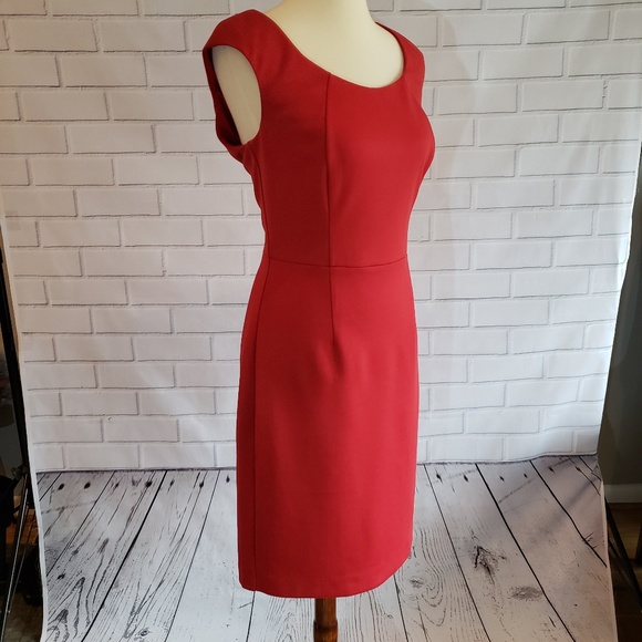 NWT WHITE HOUSE BLACK MARKET Red Sheath Dress - Picture 2 of 4